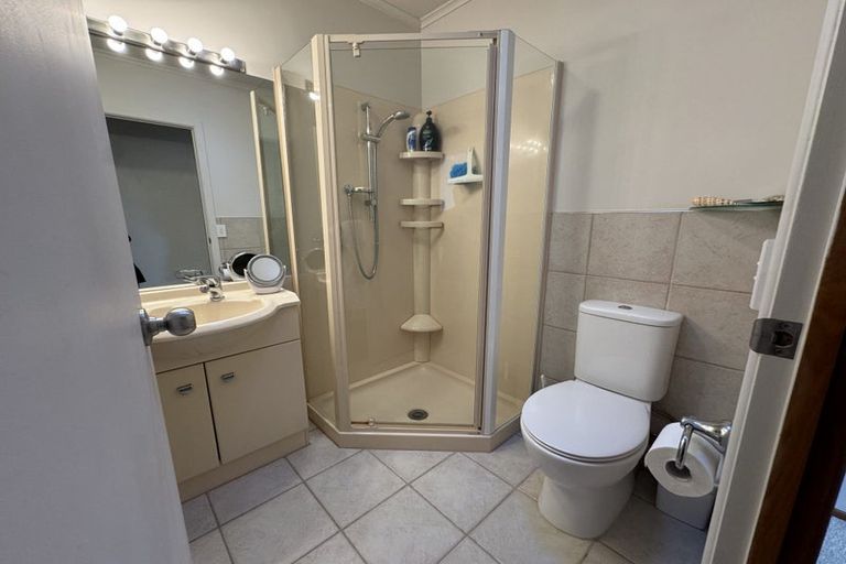 Photo of property in 25 Jaemont Avenue, Te Atatu South, Auckland, 0610