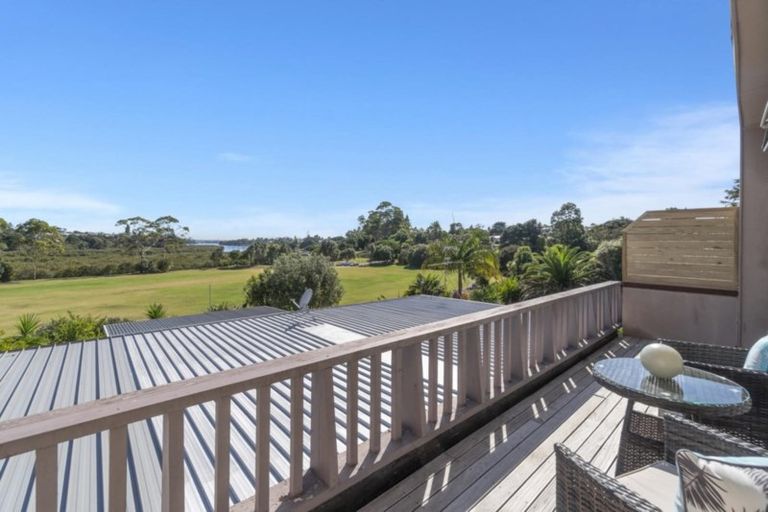 Photo of property in 1/16 Noall Street, Te Atatu Peninsula, Auckland, 0610