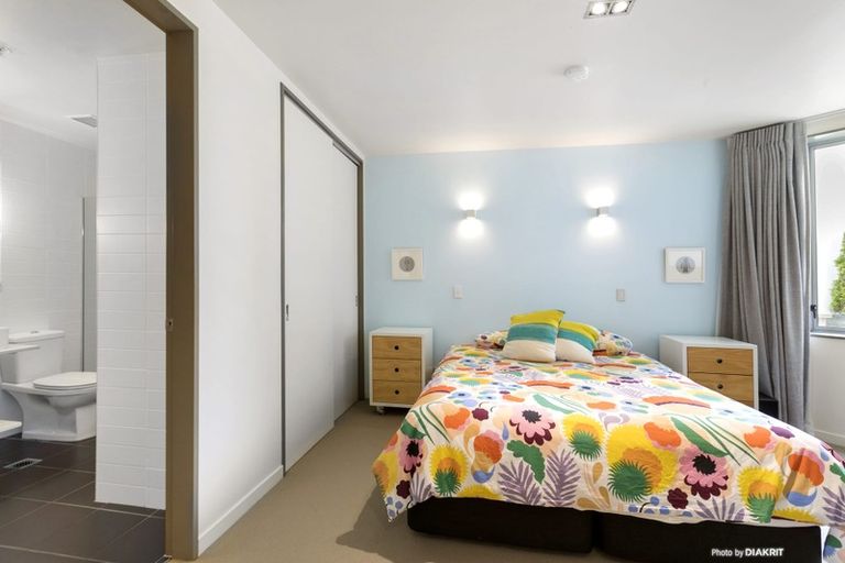 Photo of property in Alto Apartments, 1a/22 Telford Terrace, Oriental Bay, Wellington, 6011