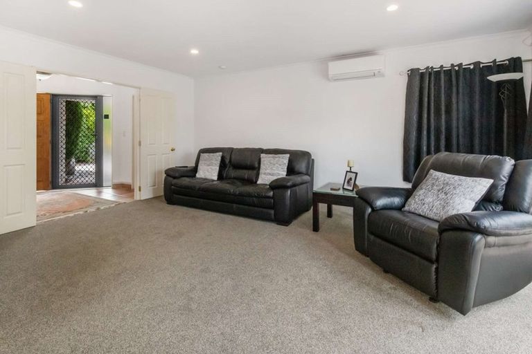 Photo of property in 50 Diomede Glade, Flagstaff, Hamilton, 3210