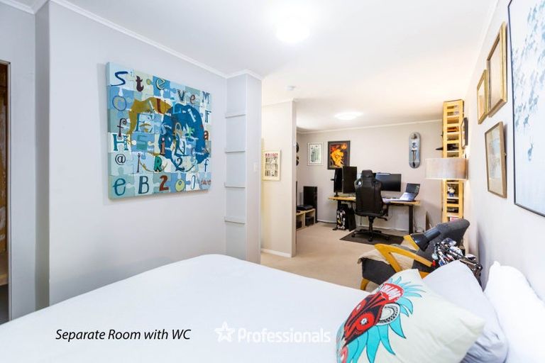 Photo of property in 96 Kamahi Street, Stokes Valley, Lower Hutt, 5019