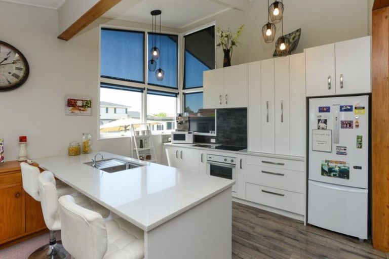 Photo of property in 616 Ballantyne Street, Frimley, Hastings, 4120