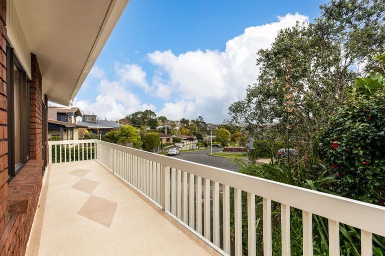 Photo of property in 10 Ruskin Place, Westown, New Plymouth, 4310