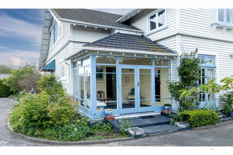 Photo of property in 165 High Street, Waimate, 7924