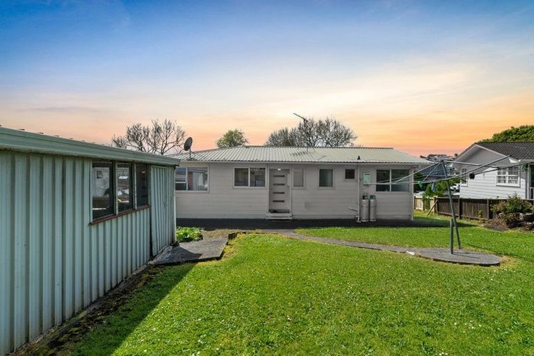 Photo of property in 58 Diorella Drive, Clover Park, Auckland, 2019