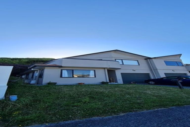 Photo of property in 14a Claverton Grove, Churton Park, Wellington, 6037