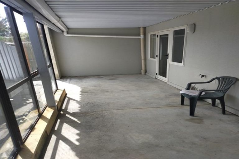 Photo of property in 31 Pooks Road, Ranui, Auckland, 0612