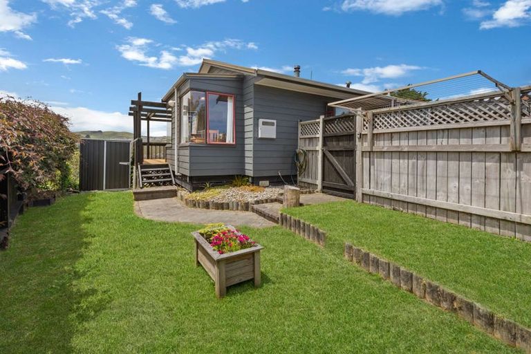 Photo of property in 4 Underwood Way, Churton Park, Wellington, 6037