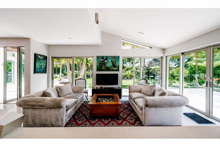 Photo of property in 80a Pa Road, Kerikeri, 0230