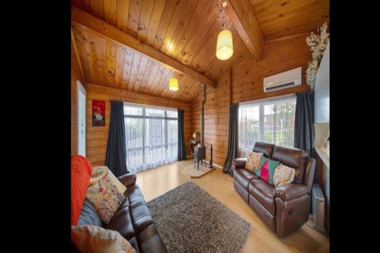 Photo of property in 159 Settlement Road, Papakura, 2110