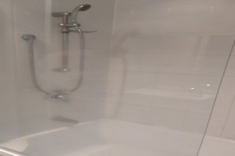 Photo of property in 1b Whitbourne Heights, Manurewa, Auckland, 2105