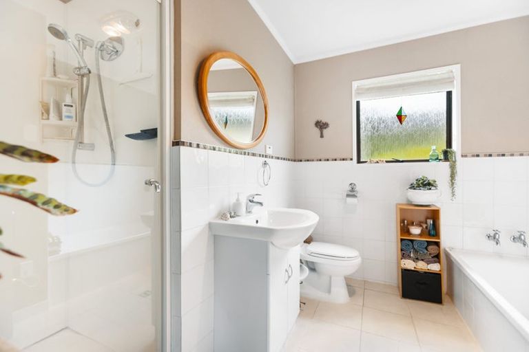 Photo of property in 1 Donegal Street, Cromwell, 9310