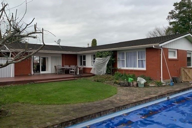 Photo of property in 25 Kensington Place, Fairfield, Hamilton, 3214