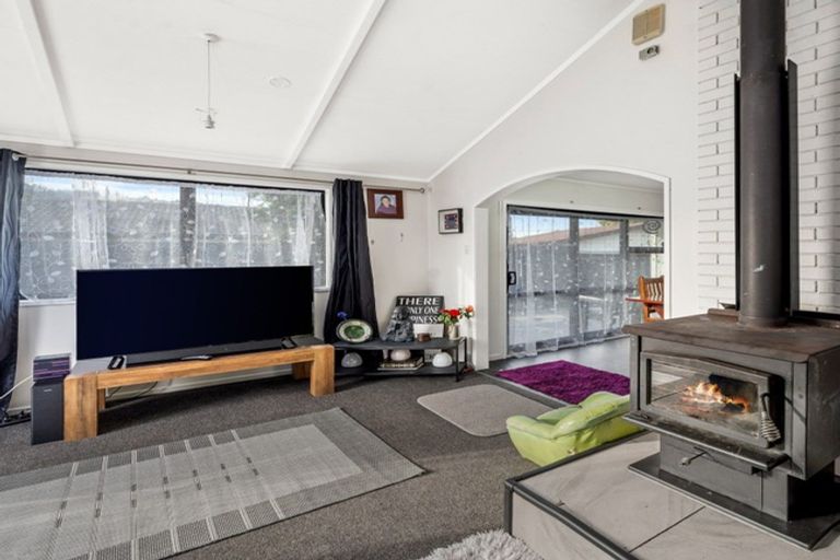 Photo of property in 16 Alison Street, Mangakakahi, Rotorua, 3015