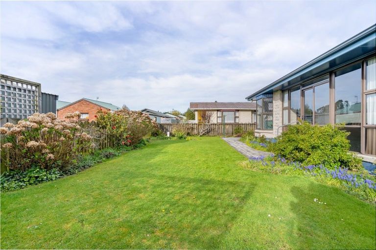 Photo of property in 38 Grange Street, Winton, 9720