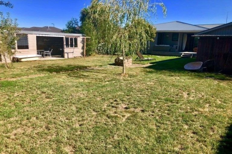 Photo of property in 5 Watkins Drive, Rangiora, 7400