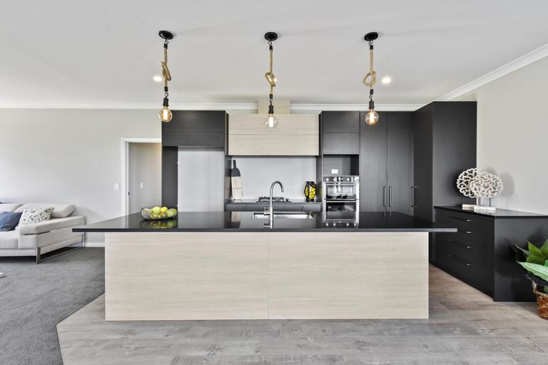 Photo of property in 135 Isabella Drive, Pukekohe, 2120