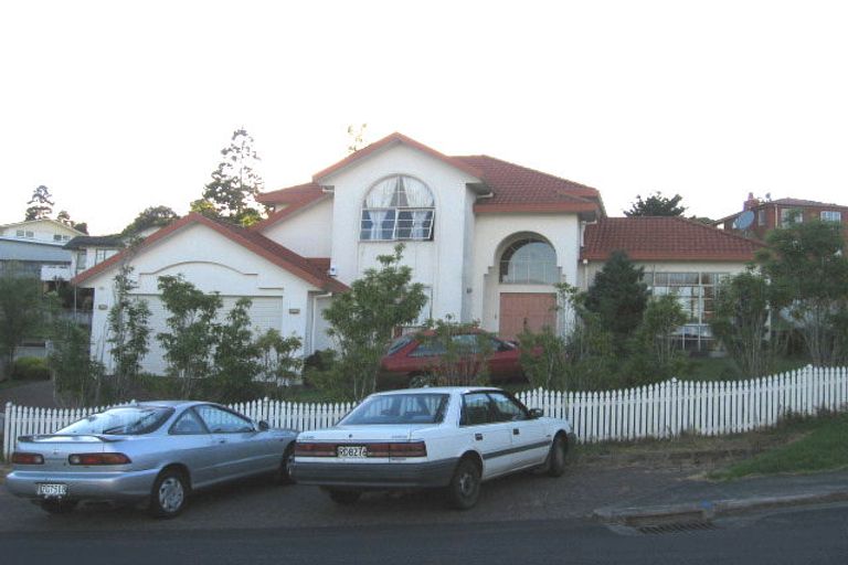 Photo of property in 7 Philip Keith Rise, Hillcrest, Auckland, 0627