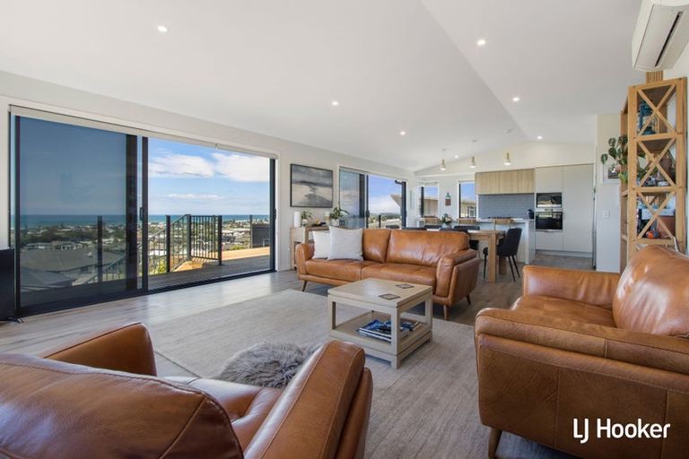 Photo of property in 34 Tohora View, Waihi Beach, 3611