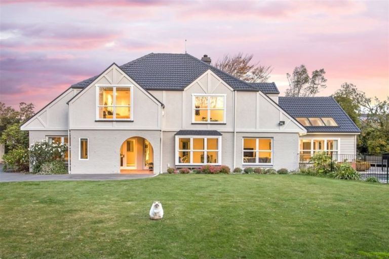 Photo of property in 3 Ashdale Lane, Strowan, Christchurch, 8052
