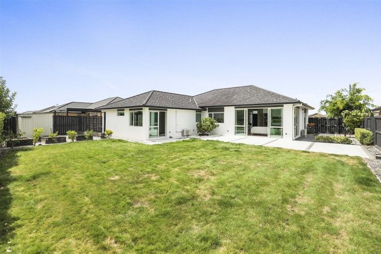 Photo of property in 20 Wessex Place, Rototuna North, Hamilton, 3210