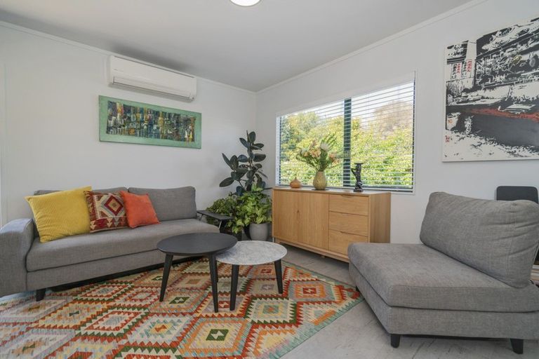 Photo of property in 17 White Street, Whitianga, 3510