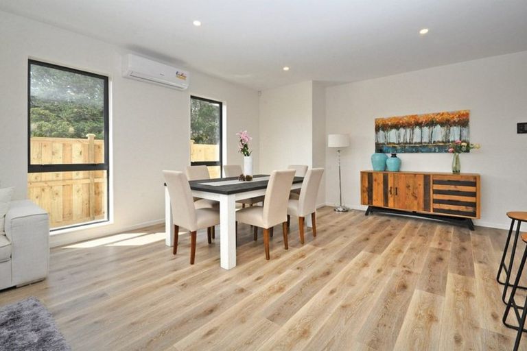 Photo of property in 93 Nobilo Road, Kumeu, 0810