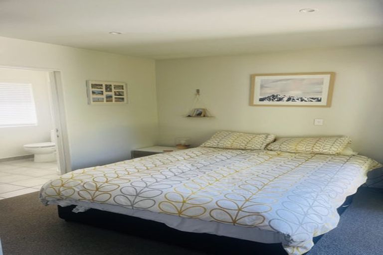 Photo of property in 51 Rob Roy Lane, Wanaka, 9305