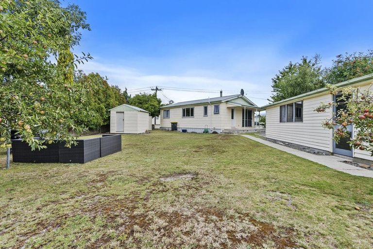 Photo of property in 25 Hallewell Road, Twizel, 7901