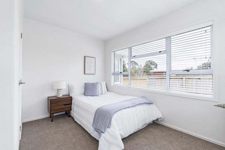 Photo of property in 44 Egmont Road, Waiwhakaiho, New Plymouth, 4312