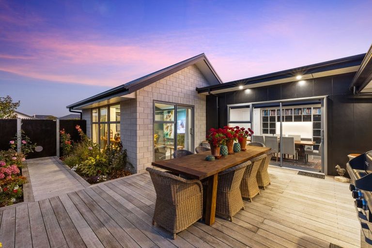 Photo of property in 12 Oakley Drive, Prebbleton, 7604