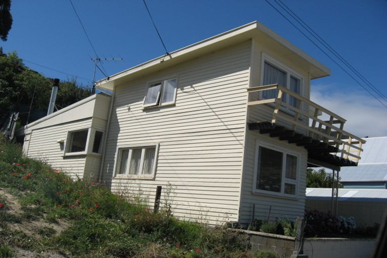 Photo of property in 4 Coleridge Terrace, Lyttelton, 8082