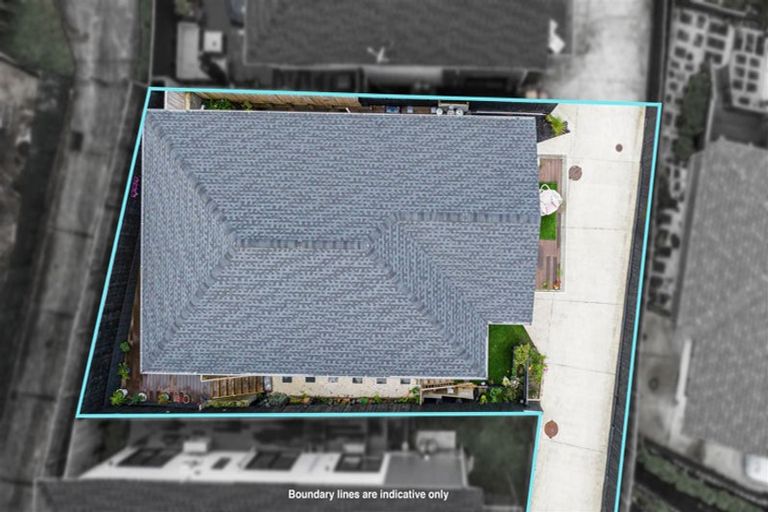 Photo of property in 14a Mantra Road, Massey, Auckland, 0614