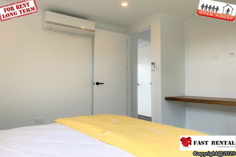 Photo of property in 112 Tamahere Drive, Glenfield, Auckland, 0629