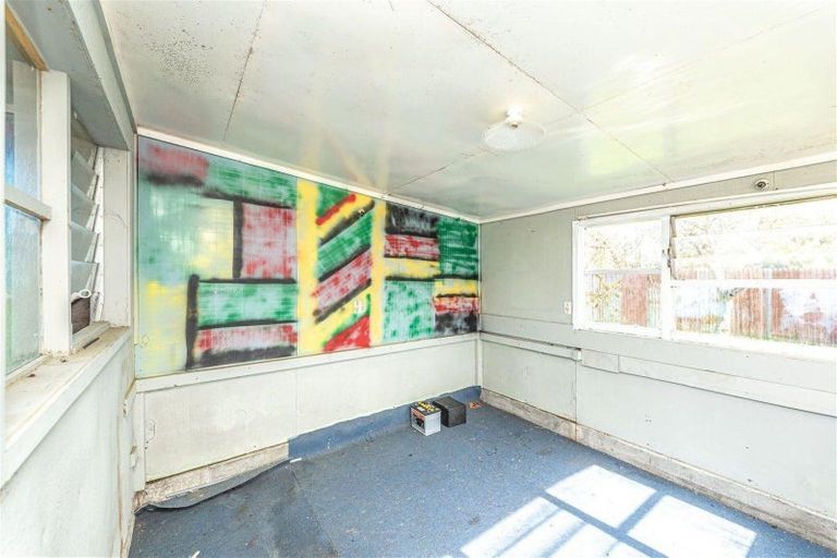 Photo of property in 205 Puriri Street, Castlecliff, Whanganui, 4501