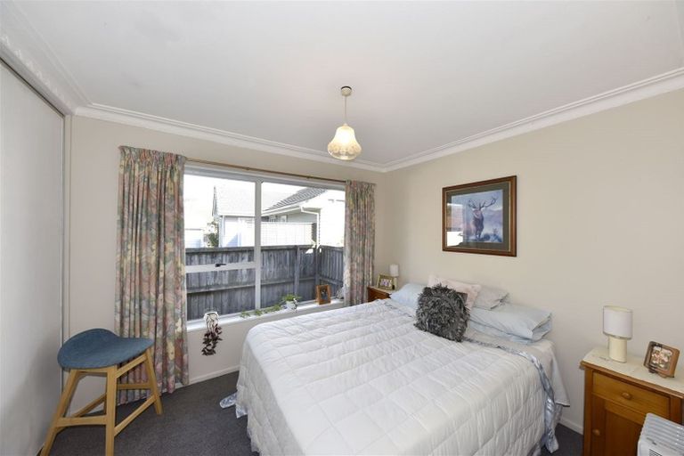 Photo of property in 2a Mallett Place, Halswell, Christchurch, 8025