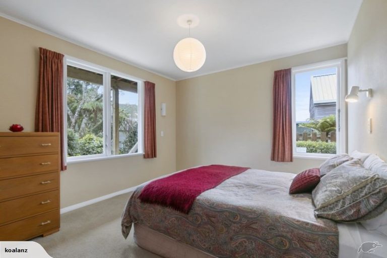 Photo of property in 46 Harbour View Road, Harbour View, Lower Hutt, 5010