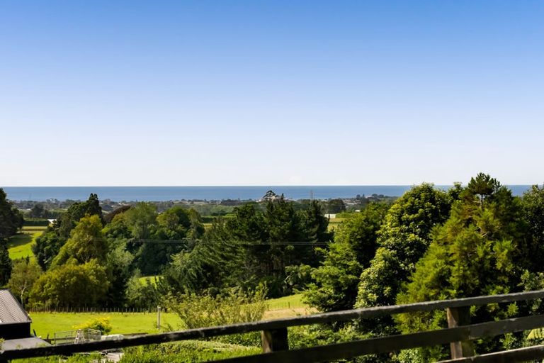 Photo of property in 590c Frankley Road, Hurworth, New Plymouth, 4371