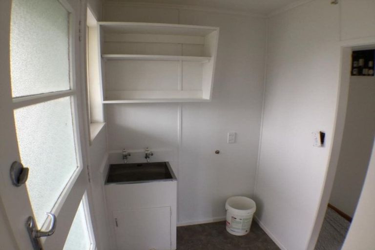 Photo of property in 42 Doment Crescent, Orewa, 0931