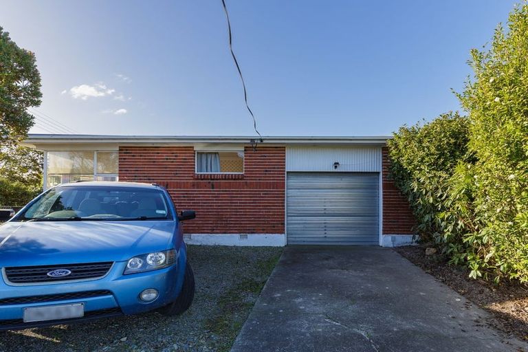 Photo of property in 1 Kennedy Crescent, Waimate, 7924