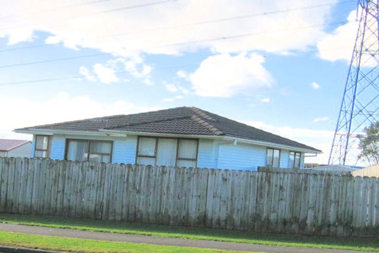 Photo of property in 27 Darnell Crescent, Clover Park, Auckland, 2019