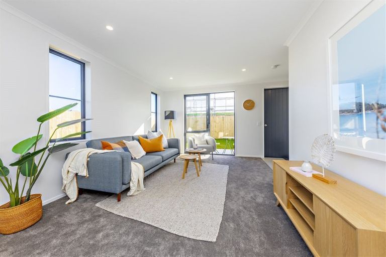 Photo of property in 16 Bellbird Street, Papakura, 2110