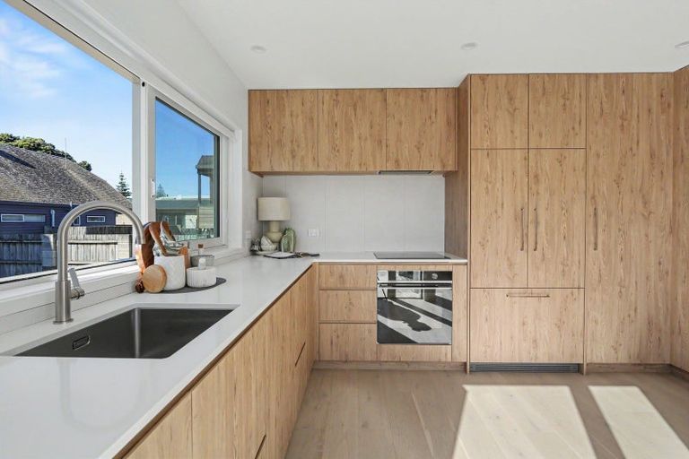 Photo of property in 18b Muricata Avenue, Mount Maunganui, 3116