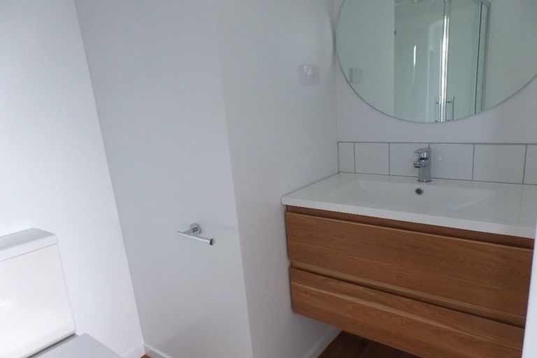 Photo of property in 38 Miromiro Street, Broomfield, Christchurch, 8042