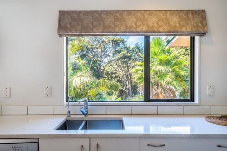 Photo of property in 19 Moore Street, Hillcrest, Auckland, 0627