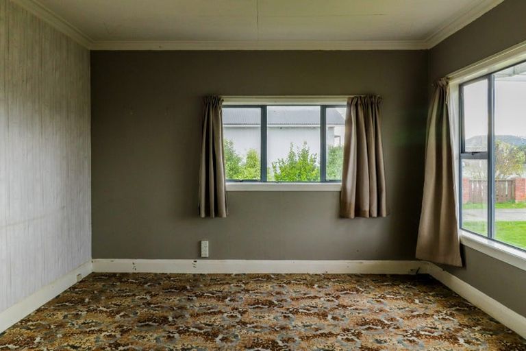 Photo of property in 28 Stuart Street, Hawthorndale, Invercargill, 9810