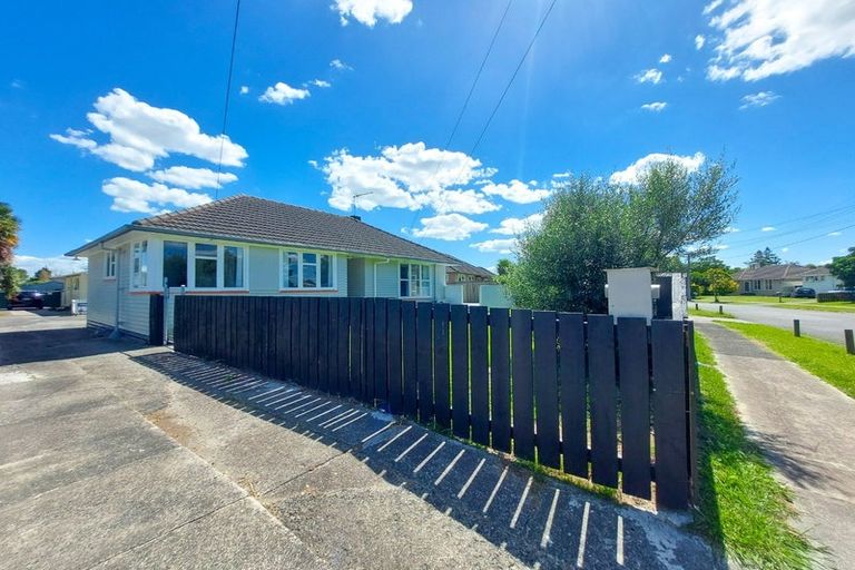 Photo of property in 30 Yeats Crescent, Fairfield, Hamilton, 3214