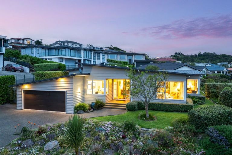 Photo of property in 4 Manhattan Rise, Orewa, 0931