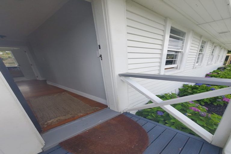 Photo of property in 57a Springs Road, Parakai, 0830