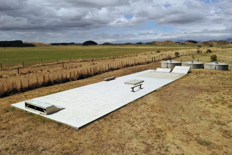 Photo of property in 55 Kanuka Drive, Waitarere, Levin, 5510